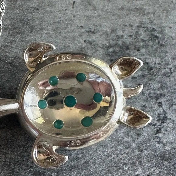 Sterling 925 Silver Turtle Pendant Necklace - Picture 4 of 4